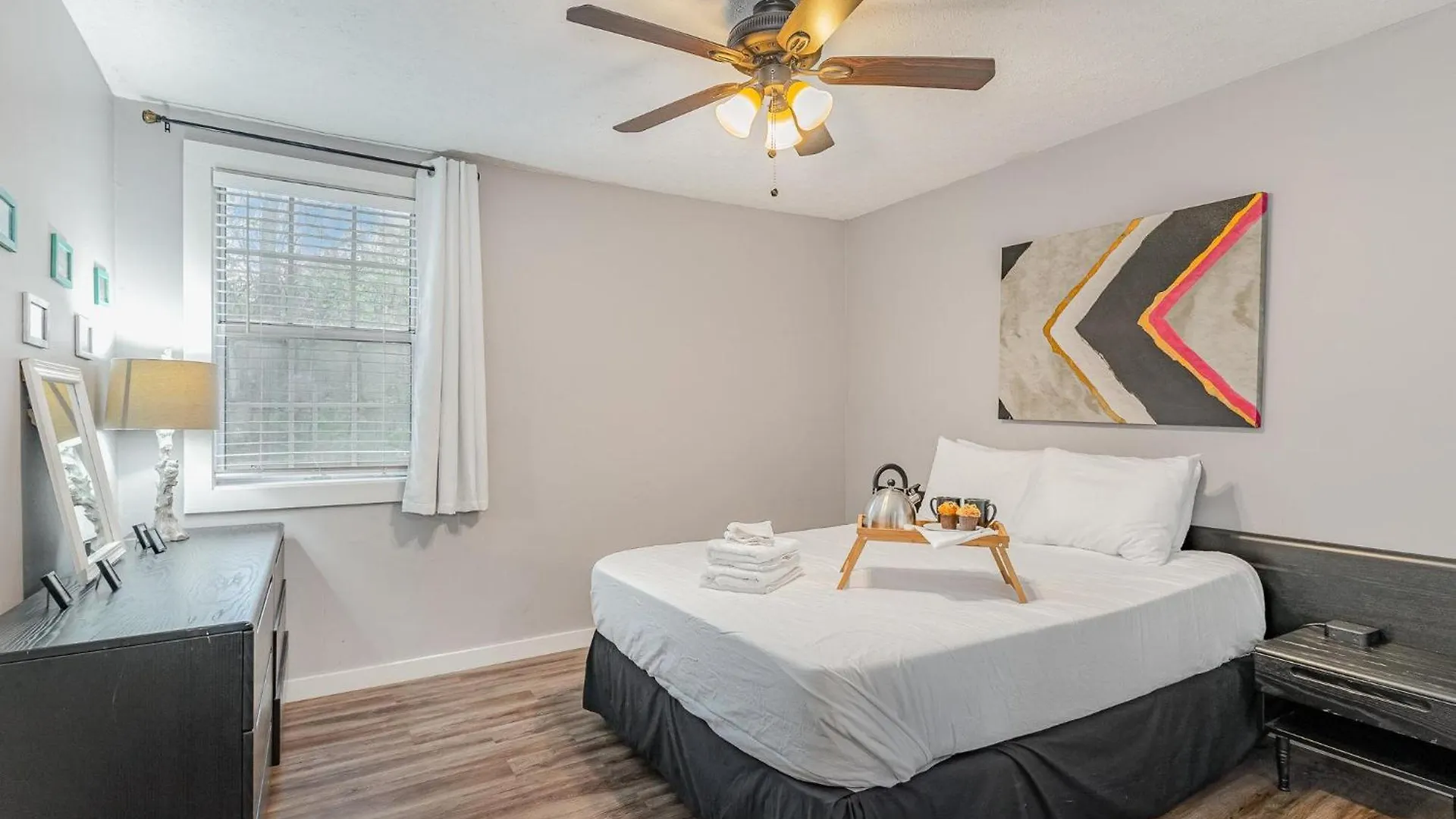 Nighthawk-2 Bedrooms-Minutes To Geodis Park Nashville 0*,